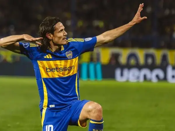 Cavani tiene contrato hasta 2026.