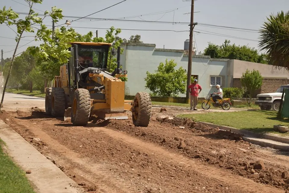 Avanza la obra de pavimentación en Brandsen entre Deferrari y Elizate