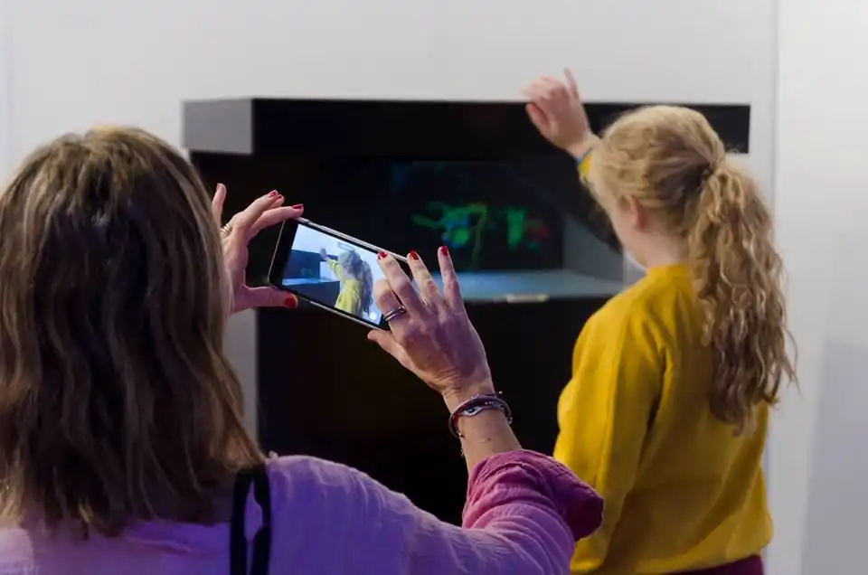 El Mumbat: Arte y Tecnología