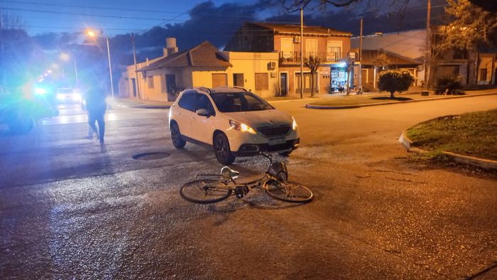 Accidente Peugeot bici