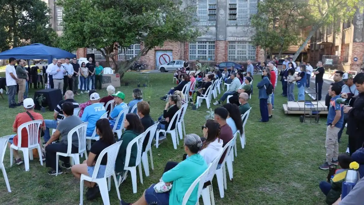 Instituciones y grupos barriales recibieron equipamiento del Presupuesto Participativo