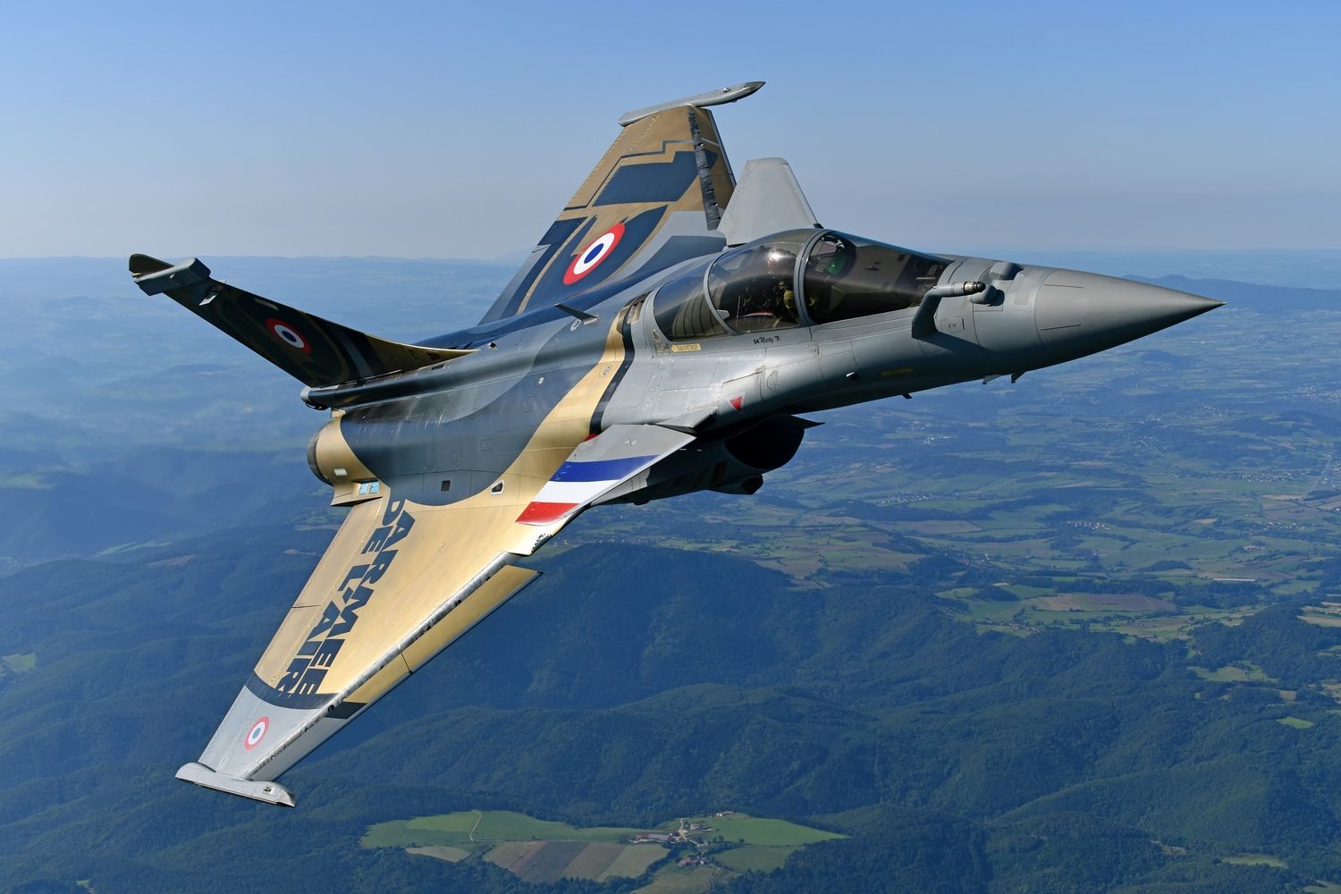Comenzaron las pruebas de vuelo del Dassault Rafale F4-1, su variante más avanzada