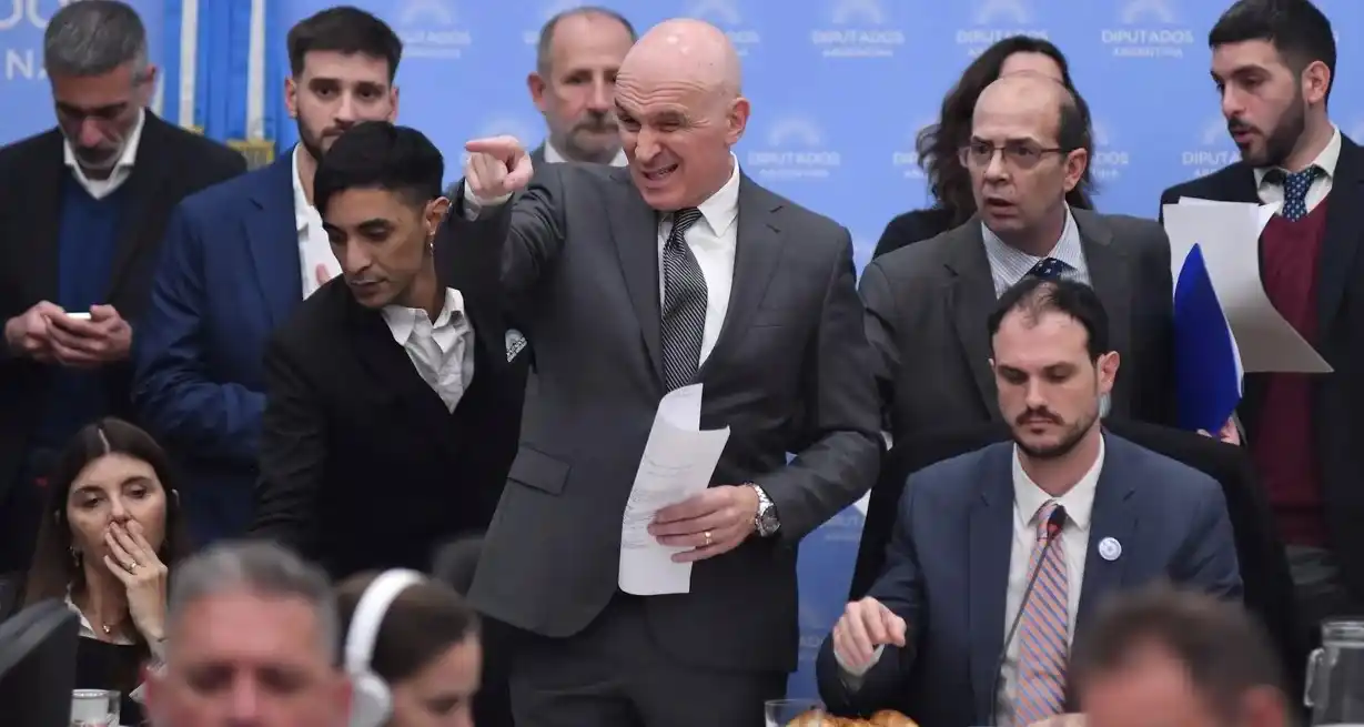 José Luis Espert, presidente de la comisión de Presupuesto de la Cámara de Diputados. Foto NA: Juan Vargas.