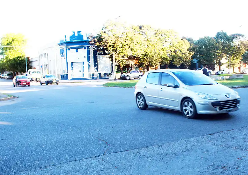 Buscan reducir la velocidad en nueve cruces peligrosos