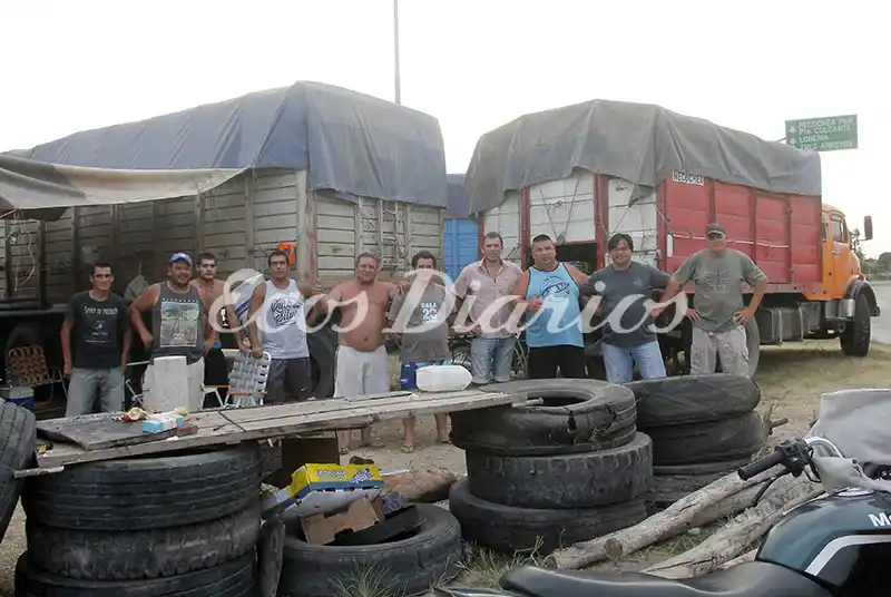 «El puerto está operando, pero si no hay granos, comenzarán a acumularse los buques”