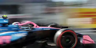 Colapinto cierra un difícil primer día en el puesto 20 en el GP de Azerbaiyán