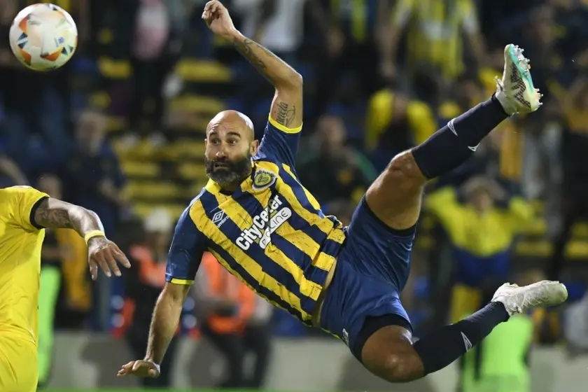 Copa Libertadores: Carlos Quintana rompió un récord vigente hace más de 20 años en Central