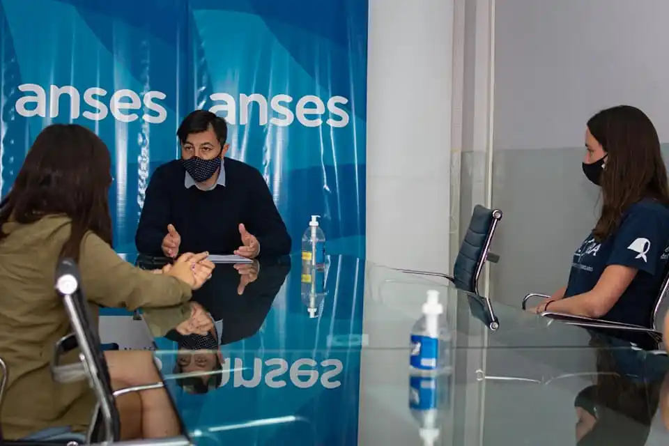 Méndez se reunió con dirigentes estudiantiles para avanzar con la ejecución del Progresar