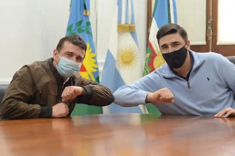 El Intendente de Olavarría recibió al empleado municipal que donó plasma para tratar a pacientes de Covid-19