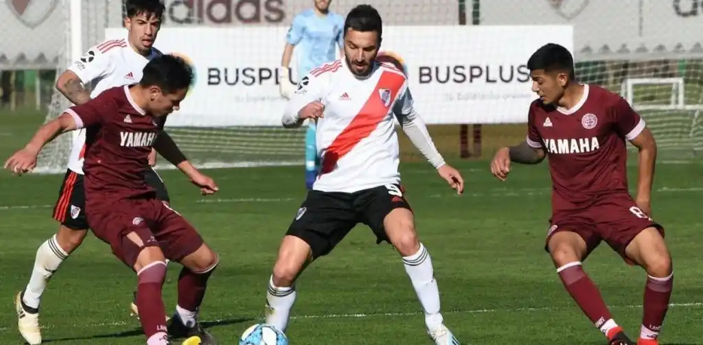 Se sumó Guillermo Santillán, que viene con ritmo de juego en la Reserva de Lanús
