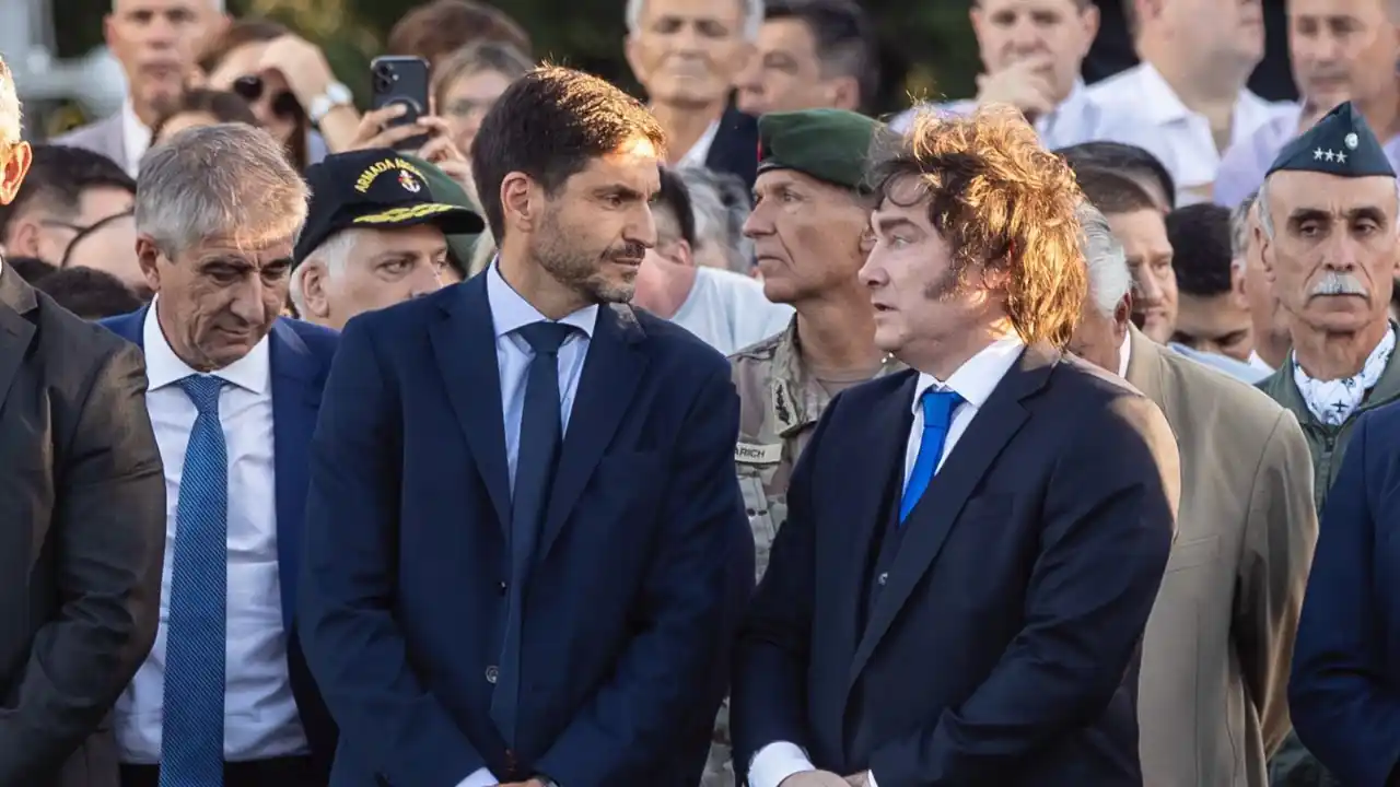 Maximiliano Pullaro declaró Huésped de Honor de Santa De a Javier Milei en San Lorenzo