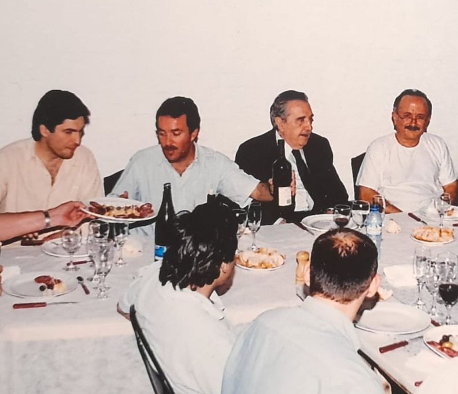 En 2006, Maximiliano Pullaro, Carlos Torres, Raúl Alfonsín y Cacho D’Agostino, en una cena partidaria de la UCR.