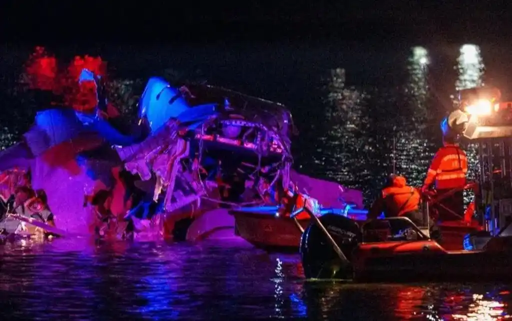 Búsqueda desesperada en el río Potomac
