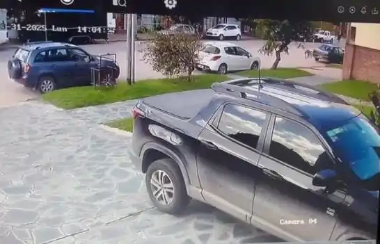 Sin novedad del vehículo robado ayer en barrio Parque