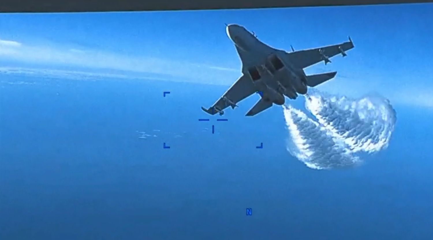 Rusia condecora pilotos que derribaron drone estadounidense en el Mar Negro