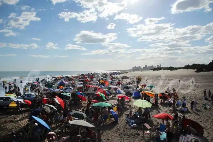 Hola Verano: un espejo de la temporada en Necochea -FOTOGALERIA-