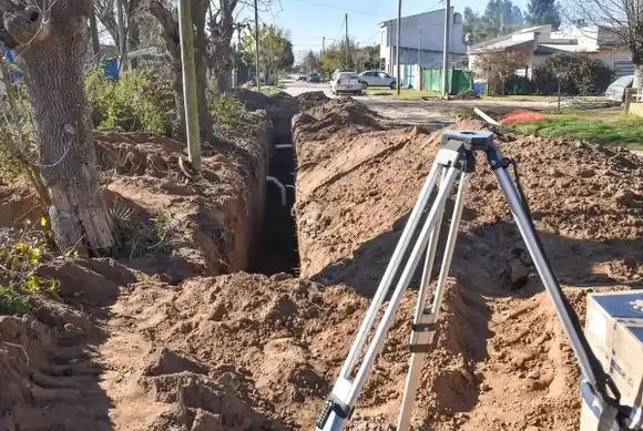 La Municipalidad bonifica el derecho a conexión domiciliaria a la red cloacal en el barrio Gallo Blanco