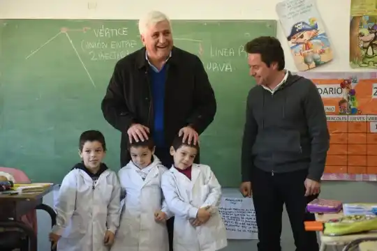 Intendentes juegan al misterio con la reelección