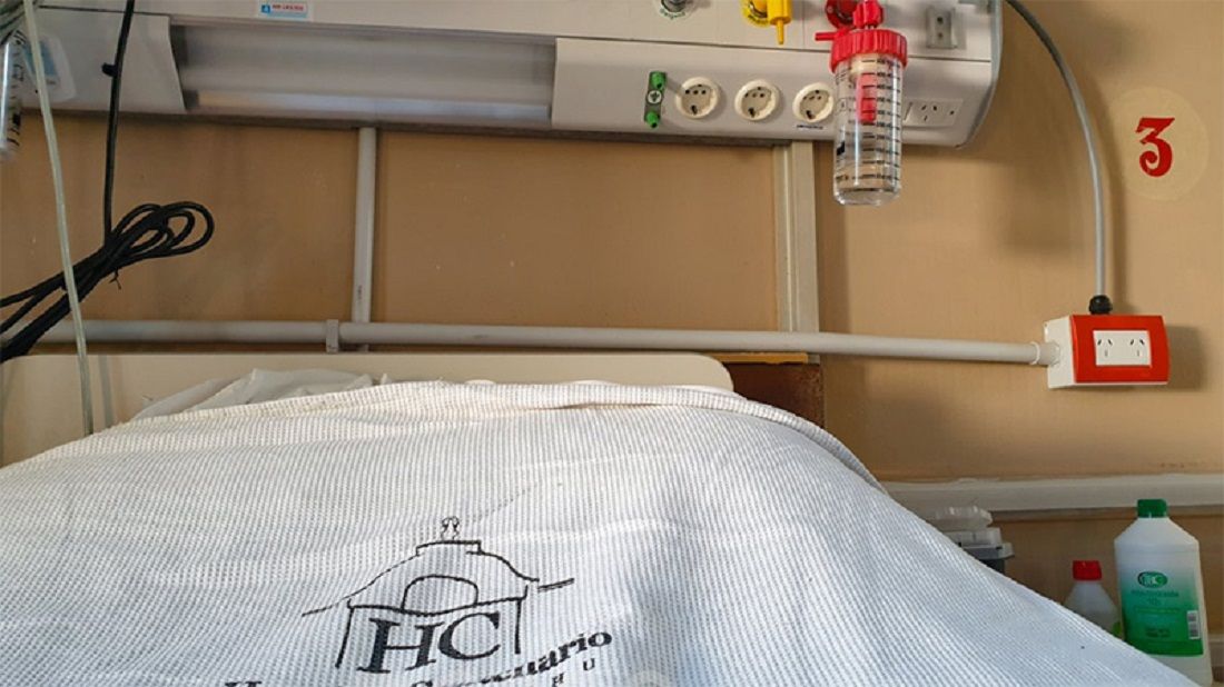 Fallecieron dos personas en el Hospital Centenario: hubo 24 decesos en la provincia