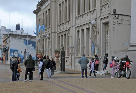 Impulsaron la creación de un plan experimental de descentralización de la educación en Provincia