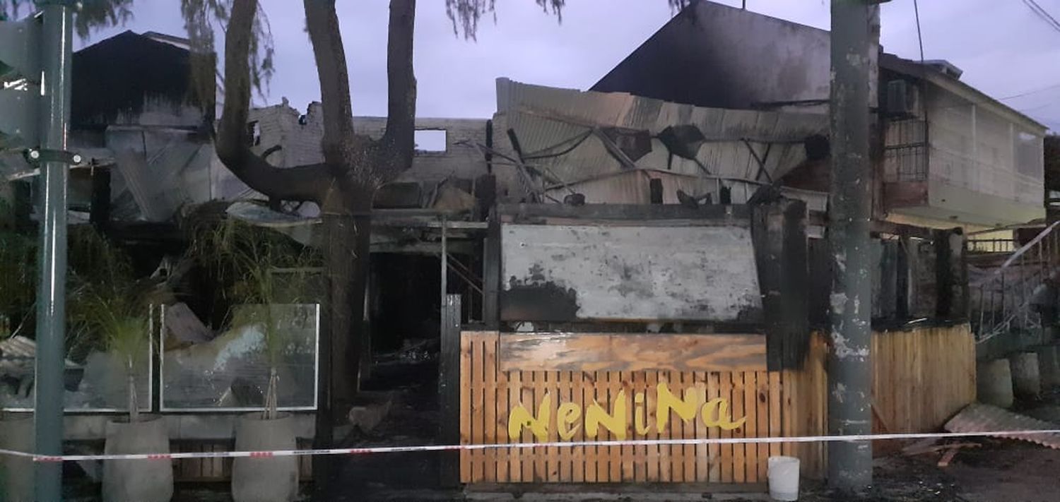 Incendio en Nenina: “Reconstruir 28 años de historia en Rosario va a ser duro”