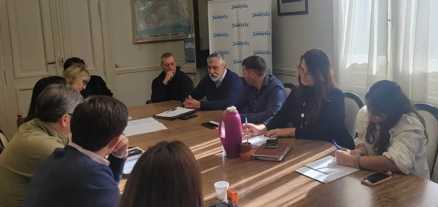 Tras cinco robos simultáneos y coordinados a empresas de la ciudad, el secretario de Seguridad, Juan Apolonio, se presentó a la convocatoria del Concejo Deliberante