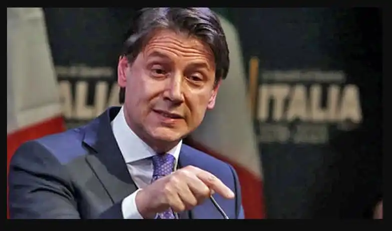 Conte renuncia como premier itailano y busca formar un nuevo Gobierno