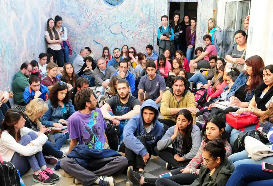 Alumnos del IPAT volvieron a tomar el anexo y advirtieron falta de compromiso 