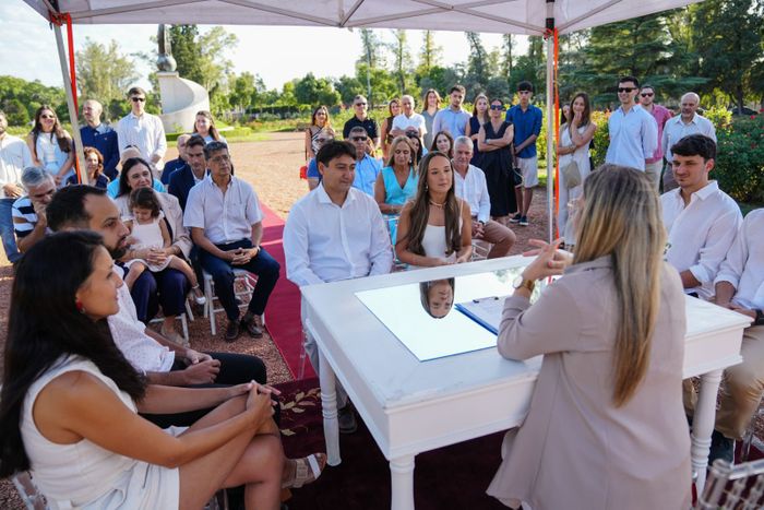 Casate con tu ciudad como testigo