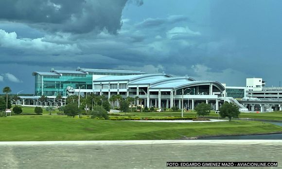 Huracán Ian: el aeropuerto de Orlando cierra a partir de hoy