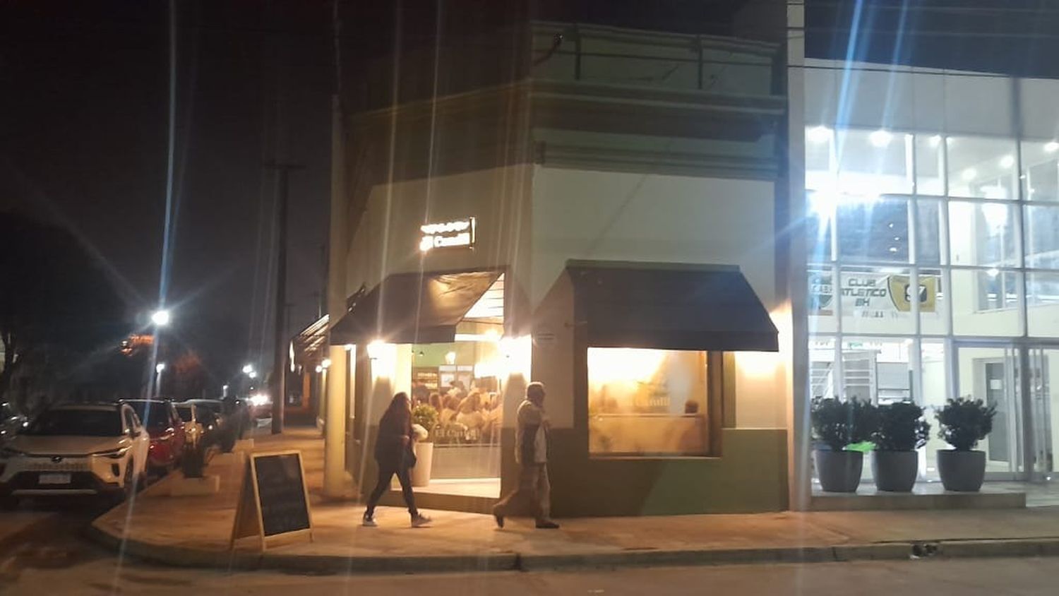 “El Candil” ya ilumina las noches del Club BH