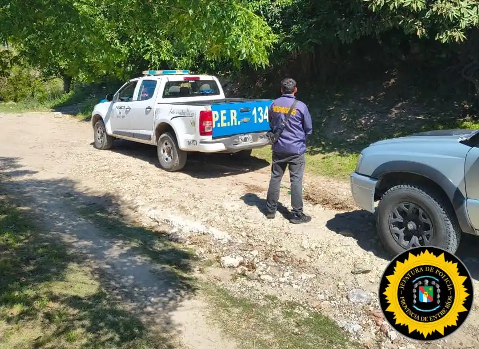 Una funcionaria policial resultó herida tras ser embestida por una menor en motocicleta que se dio a la fuga en Victoria