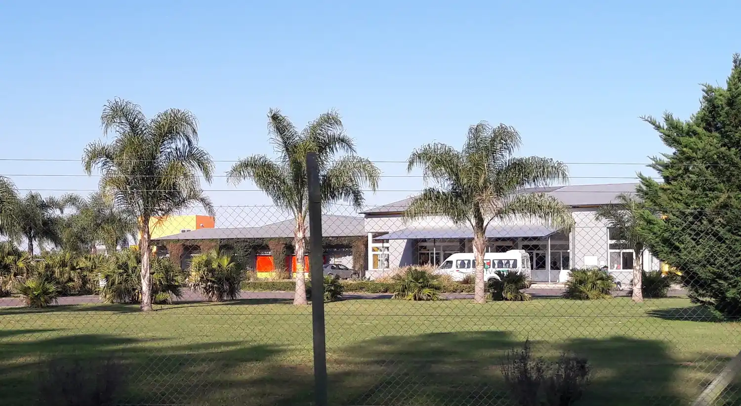 Falta de pago de Ioma: peligra el transporte para más de 90 personas con discapacidad