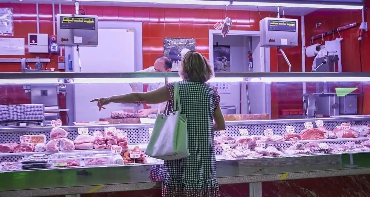 El kilo de asado aumentó un 8,8% de $2.846,01 en septiembre a $3.097,23 en octubre.