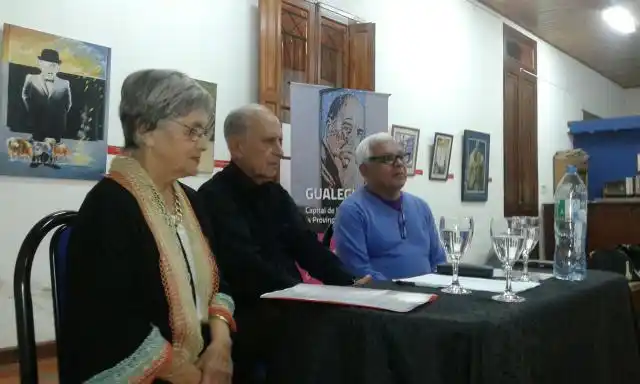 Presentaron del libro “De fulgores y Sepias”