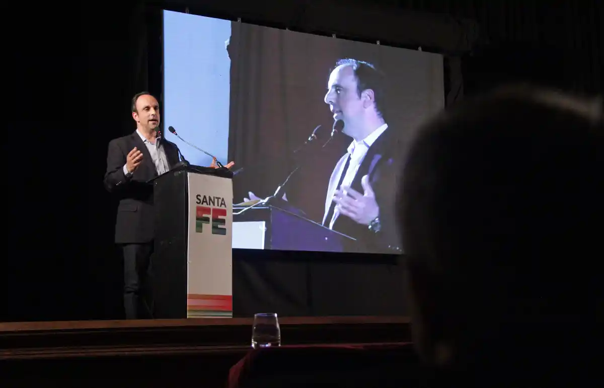 José Corral: “El Acuerdo Capital es patrimonio de todos los santafesinos”