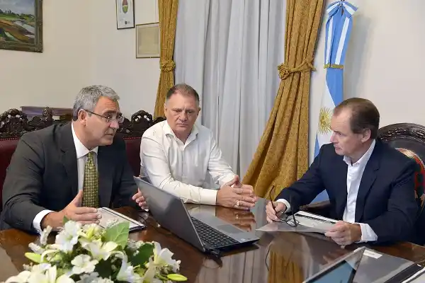 Una empresa boliviana proyecta instalar un puerto en Diamante