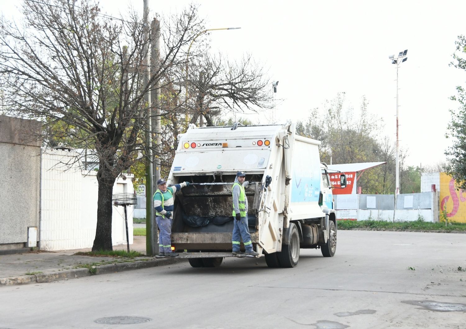 La Secretaría de Servicios Públicos refuerza el plan de recolección de residuos.