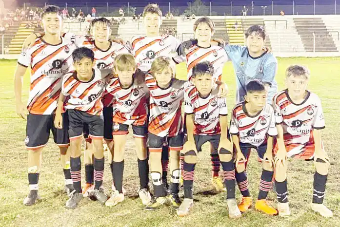 El Olimpo también se coronó en la categoría 2012