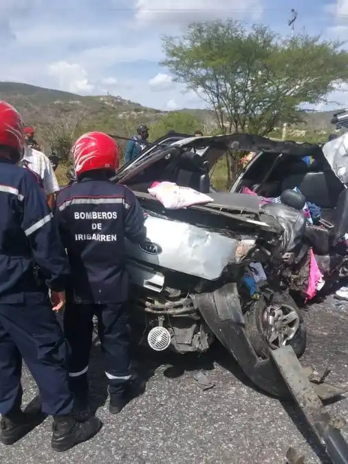 TRAGEDIA: dos muertos en Barquisimeto por aparatoso accidente de tránsito