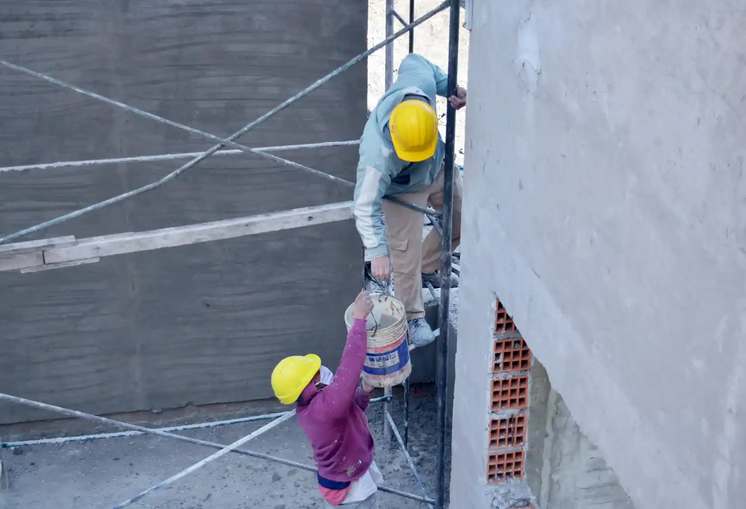 Provincia giró los fondos para comenzar con la construcción de 24 viviendas en un barrio de la ciudad