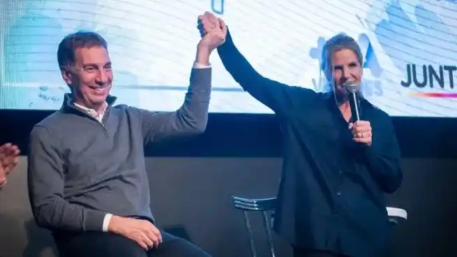 Cyntia Hotton quiere ser la compañera de fórmula de Diego Santilli en la Provincia