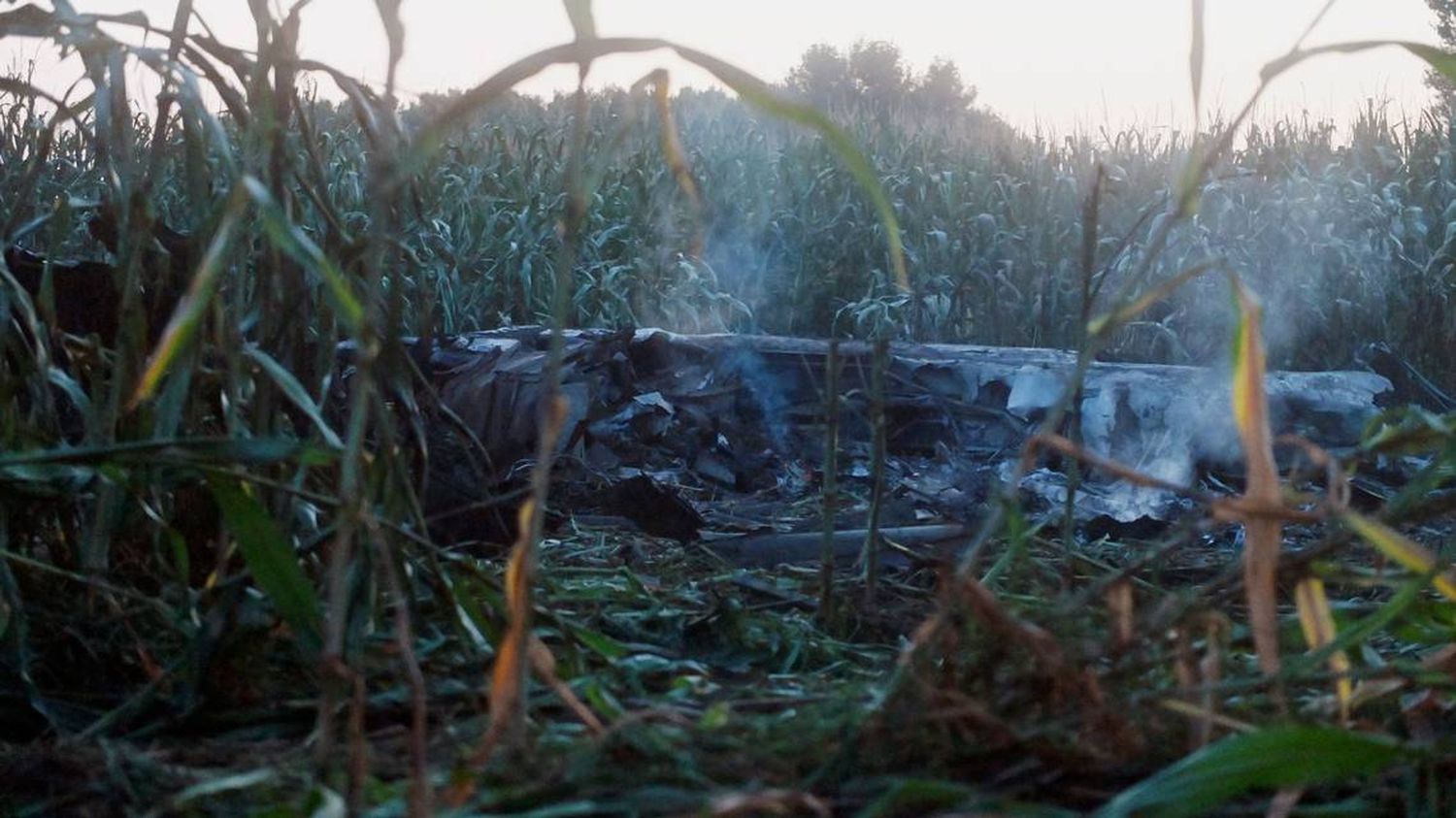 ¡OCHO MUERTOS! Se estrella avión de carga al norte de Grecia