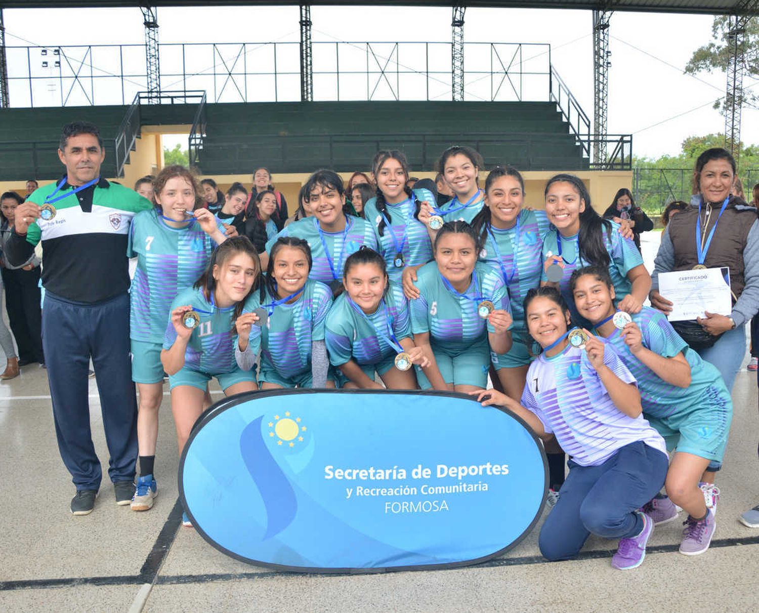 Pozo del Tigre es campeón
por duplicado en hándbol