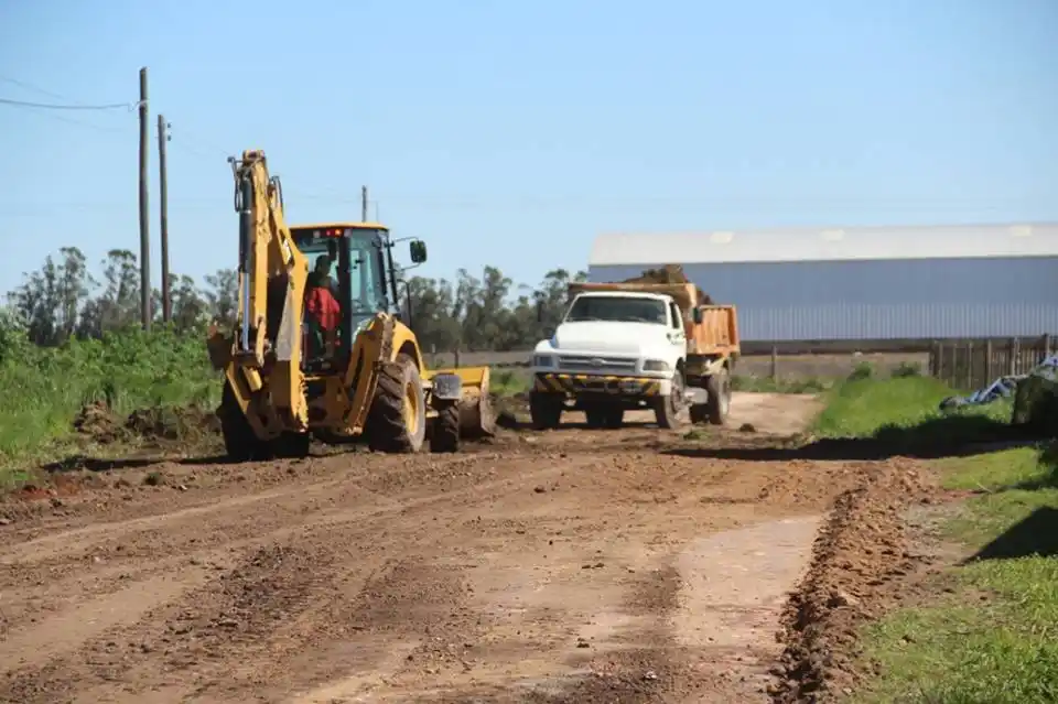 Trabajos para pavimentar cinco cuadras en Tamangueyú