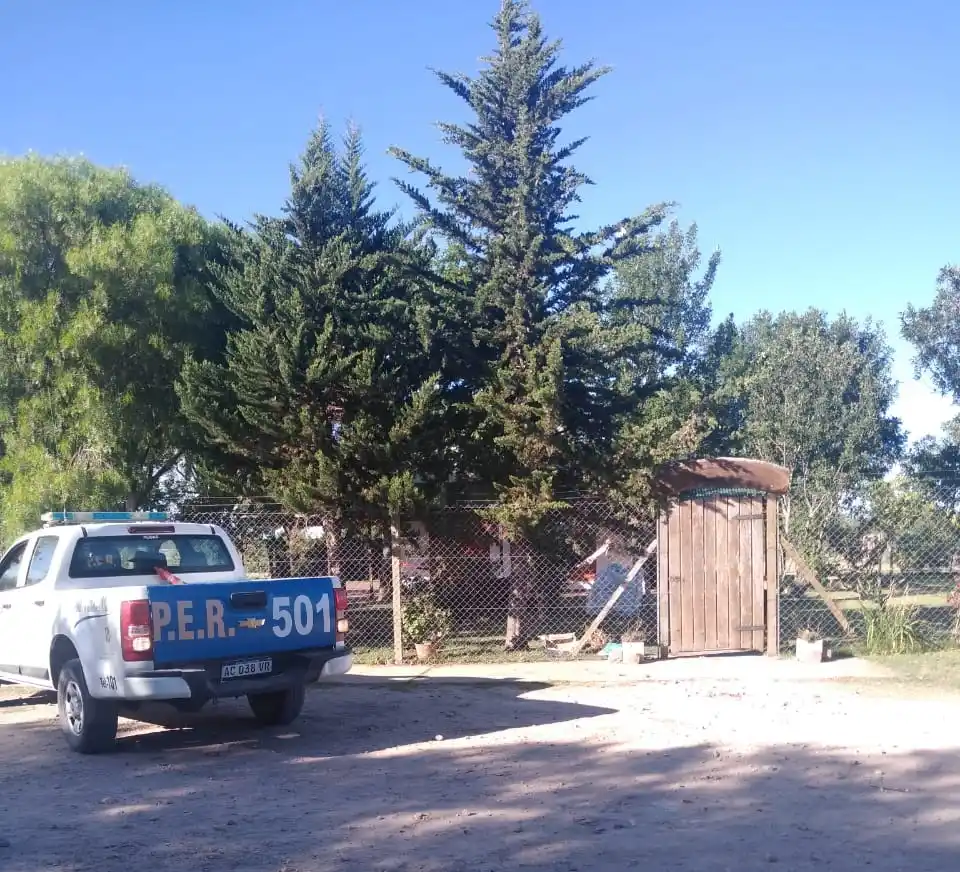 La policía intervino en una fiesta clandestina de unas 200 personas