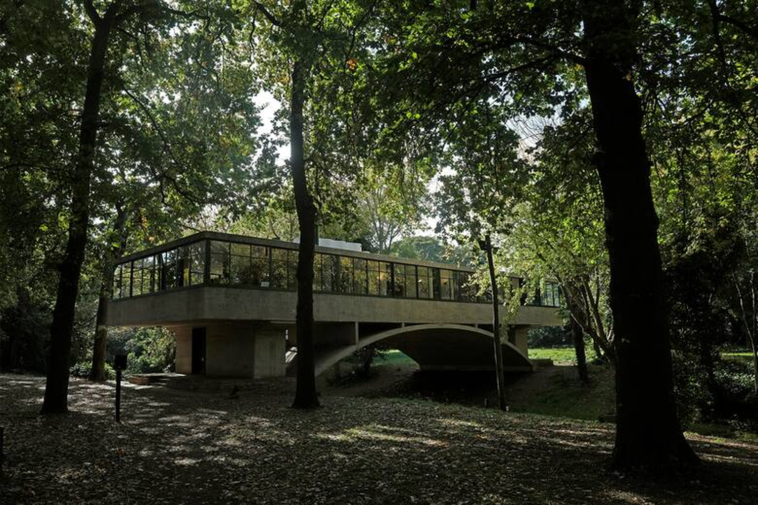 Casa sobre el Arroyo o Casa del Puente.