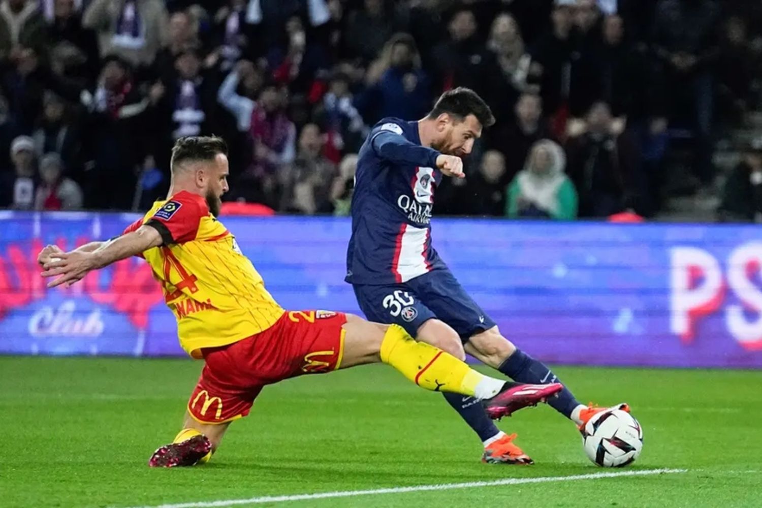 PSG ganó de local con un gol impresionante de Lionel Messi