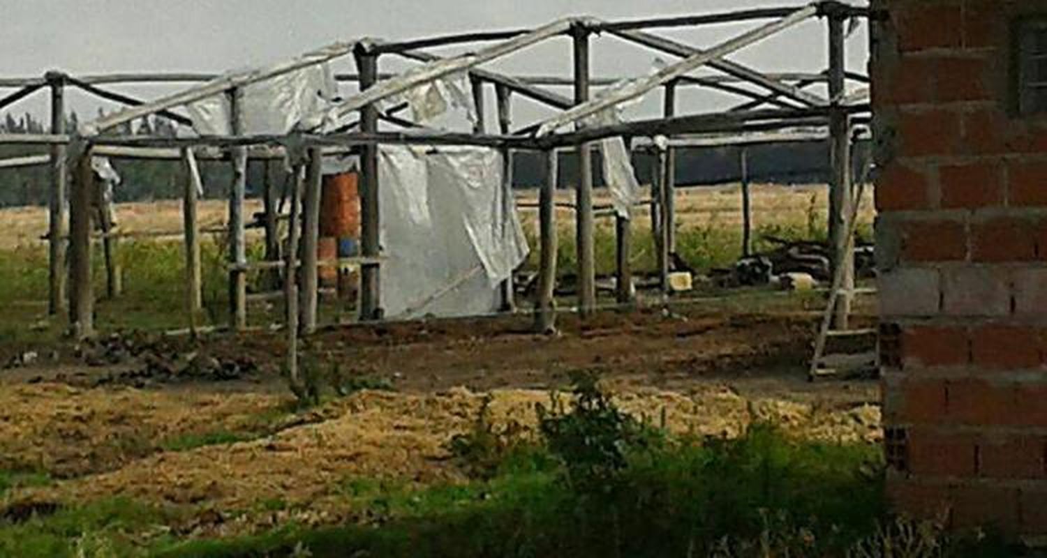 Piden que el Municipio intervenga en construcción a metros de la escuela N° 13