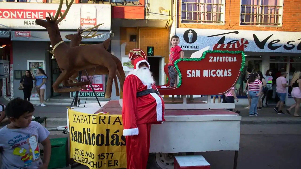 Cien comercios motorizaron un nuevo paseo de compras en el centro de la ciudad 